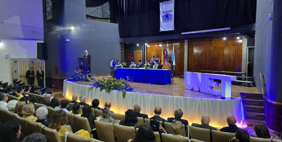 3 honoris causa